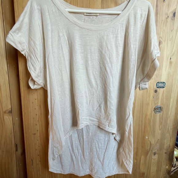 FRESH LAUNDRY High Low Summer Blouse Top Creamy Ecru Neutral S/S Tee Size Small - Picture 2 of 5